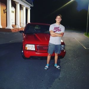 Meet your Posher, Evan